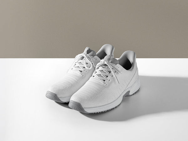 Wide vs. Narrow Foot: How Foot Width Affects Shoe Fit