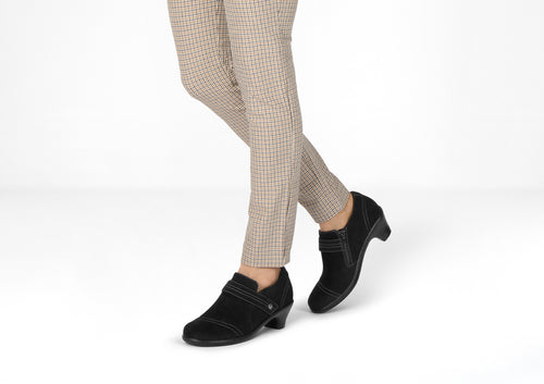 low heel orthopedic dress shoes for women Stylish Orthofeet these shoes can effortlessly match with a wide range of outfits Ortho+rest Women Mary Janes Bunions