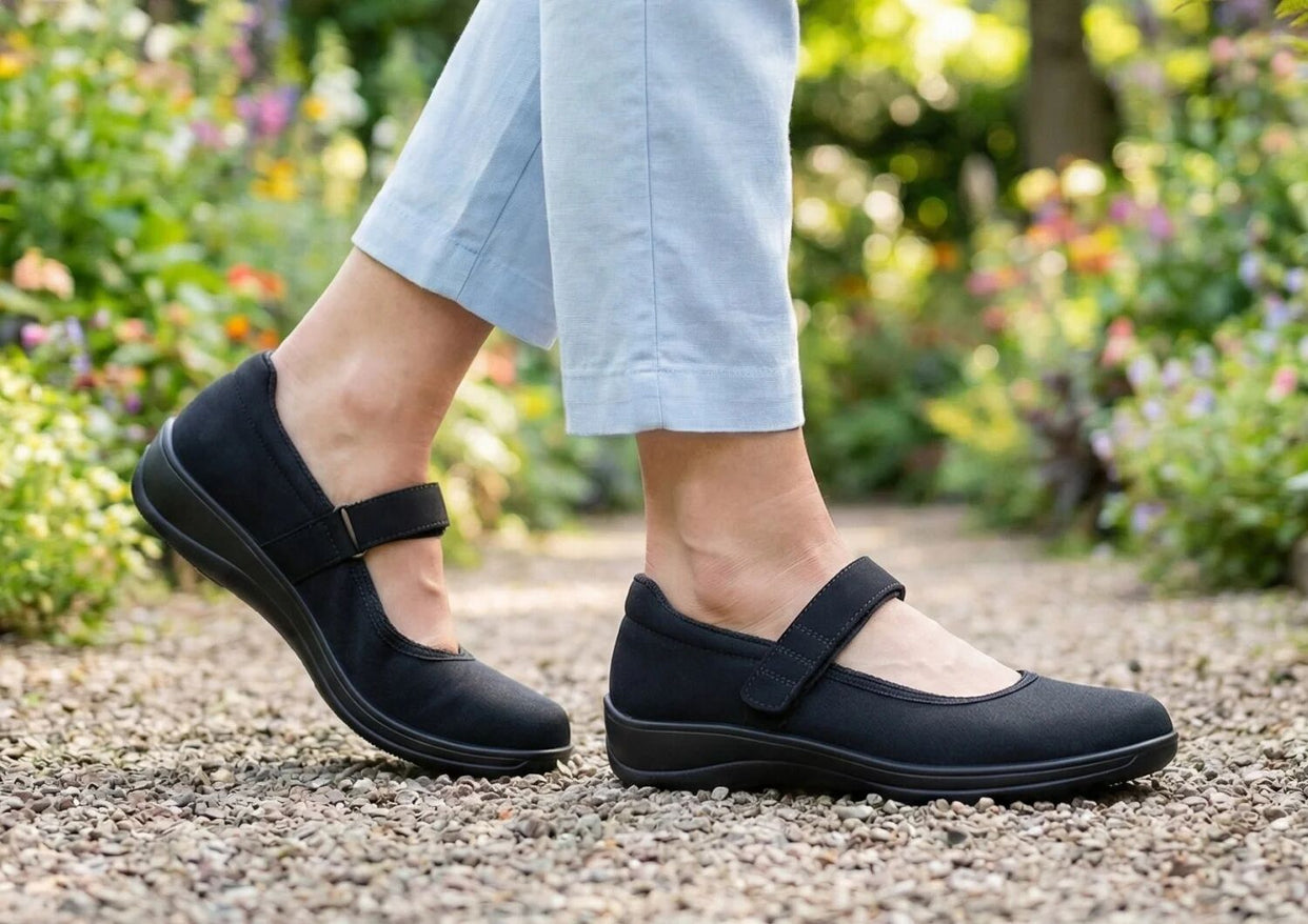 Women's Springfield Mary Jane Casual Shoe in Black – Orthofeet®