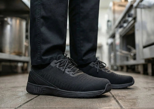 Men's Yari Hands-Free Athletic Sneakers in Black/Black Orthofeet Men's Yari Hands-Free Athletic Sneakers in Black/Black Orthofeet