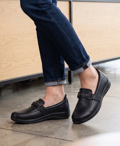women's wide width dress shoes for problem feet 20 best These ladies shoes with a bow are ready to enhance any dress for that special day Wide-Foot Approved - The Best