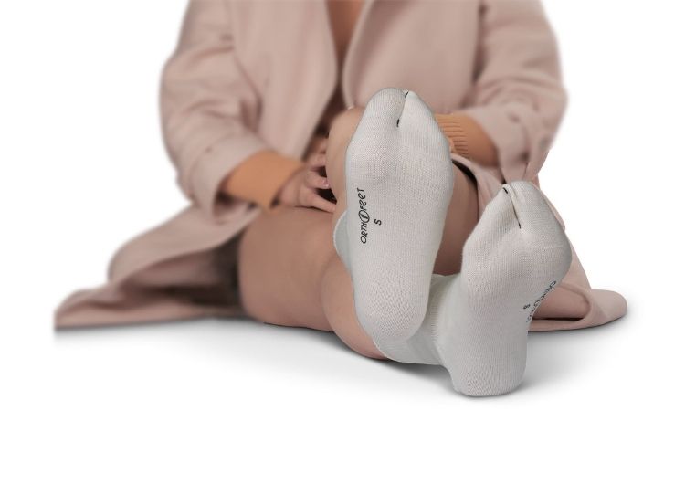 White Bunion Relief Socks Split Toe