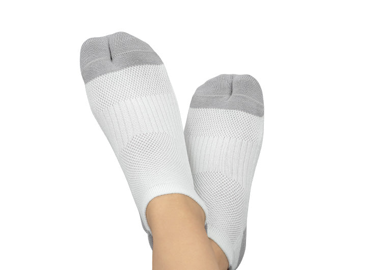 Bunion Relief, Padded Low Cut Socks - White